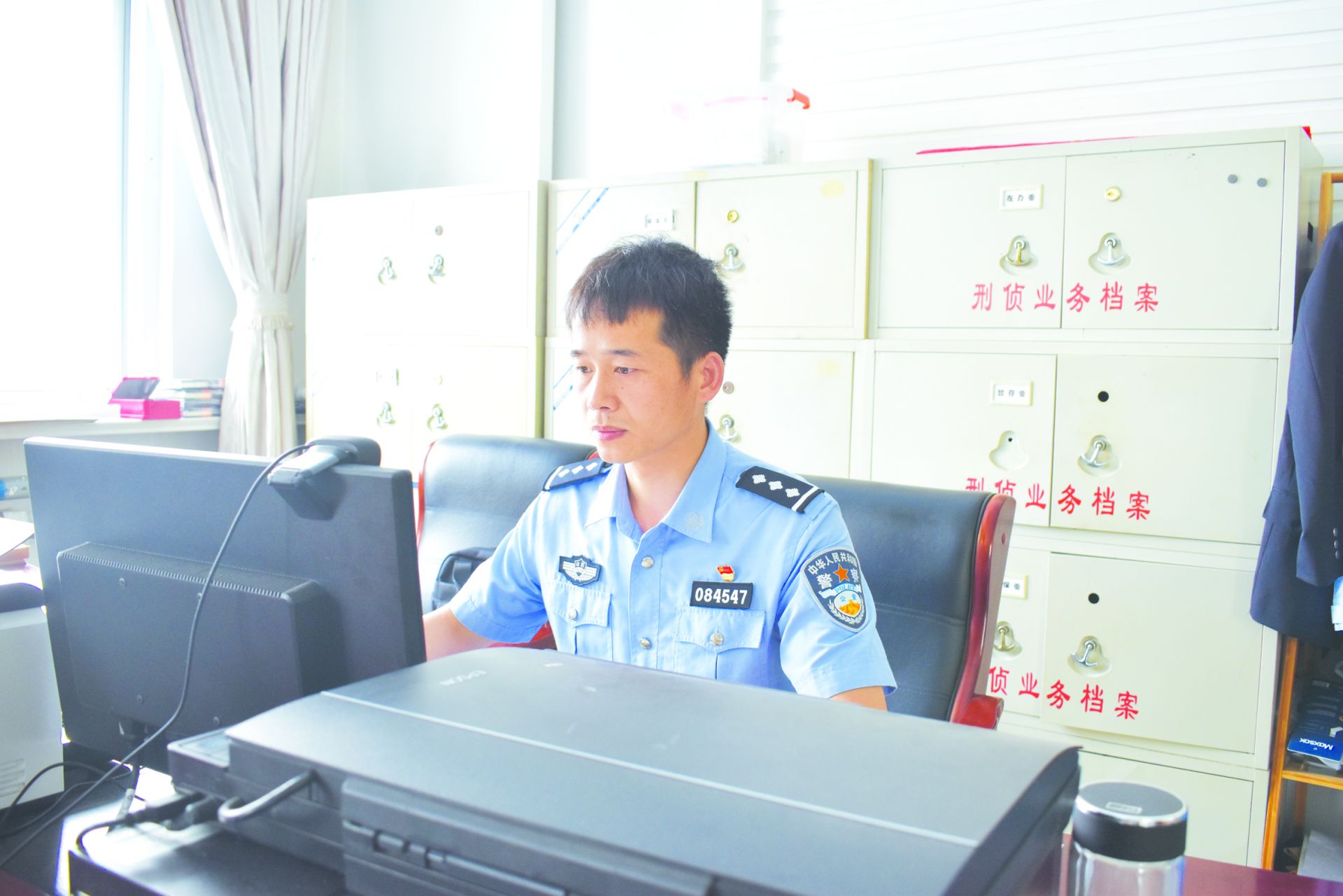 苗宏伟，先行者的早期值务之路