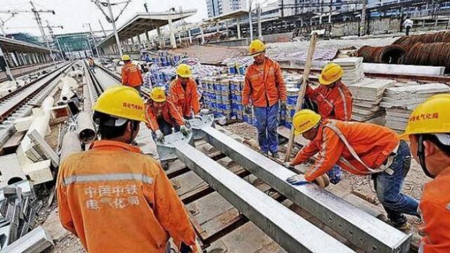 国家高铁投资先行，开启高速时代之旅的序幕