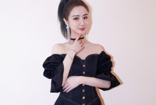 李佳琦薇娅直播双星崛起之路，开创直播界新纪元