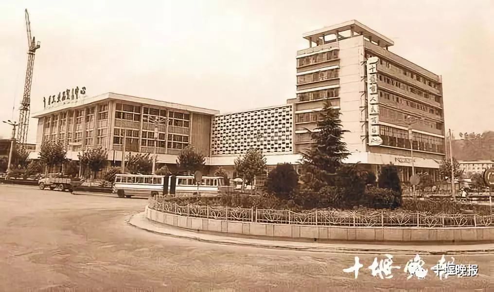 探索十堰市的历史渊源与发展轨迹，最早十堰发布揭秘十堰变迁之路