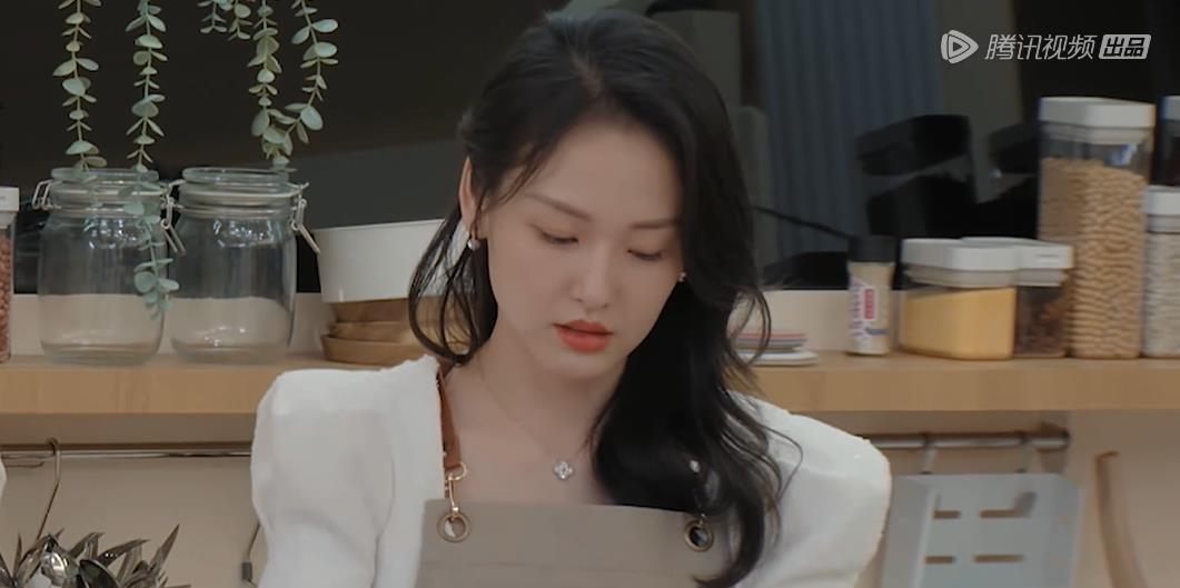 李聂霜玉的起源与成长轨迹，探寻才华横溢者的早期经历