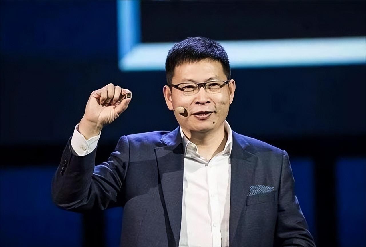 华为未来科技先锋，首款2025年手机揭秘