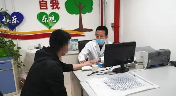 乌鲁木齐市疫情早期发展与影响分析，新增病例及其发展态势