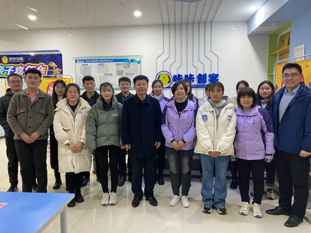 创客手机最早款式，开启智能生活的创新之旅