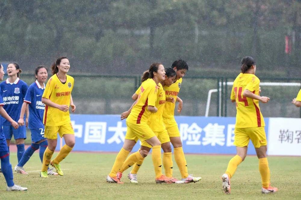 女足超级联赛首战战报，破晓之战的辉煌篇章