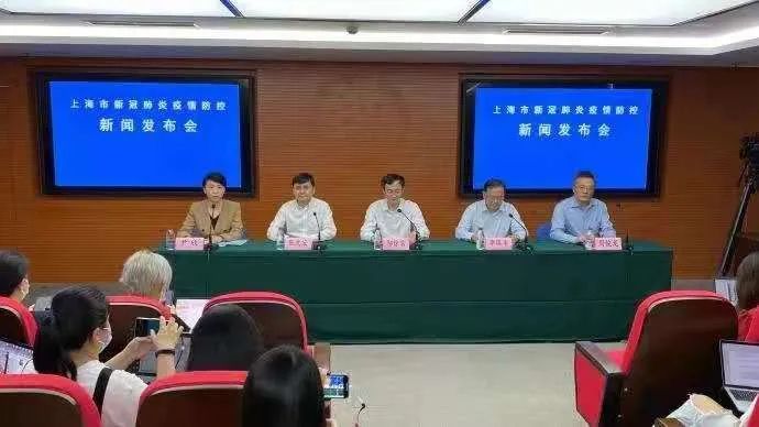 上海浦东新区疫情起源与早期应对措施，浦东新区的疫情之路