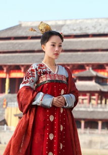 古代宫廷绘画瑰宝，深宫曲女儿立绘之最早风采