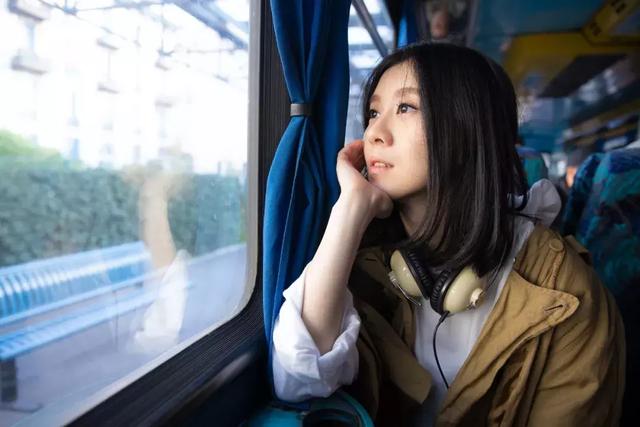 跃哲