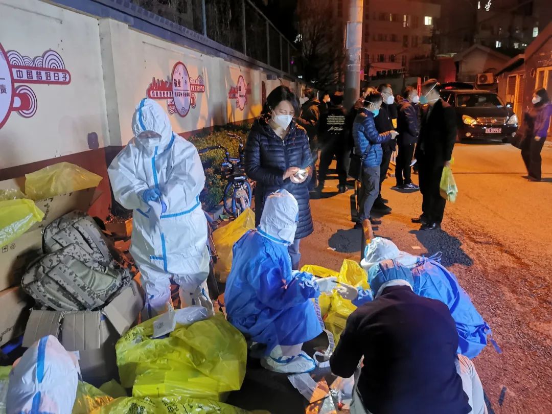 北京酒仙桥疫情挑战与社区力量的展现