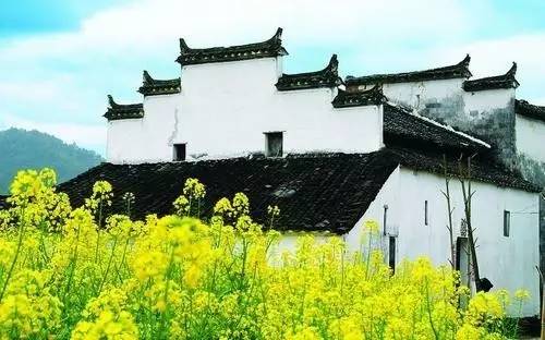 最早飞檐一行的历史演变与深层文化内涵