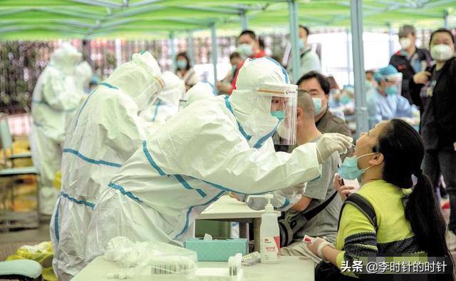 武汉核酸检测揭开序幕，展现决心与早期情况回顾