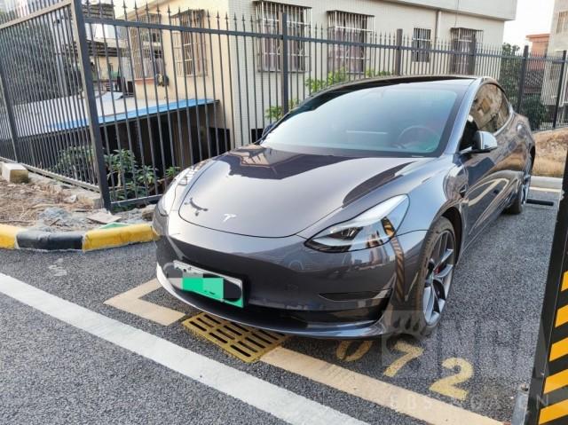 特斯拉价格最新消息及其对市场影响的初步观察